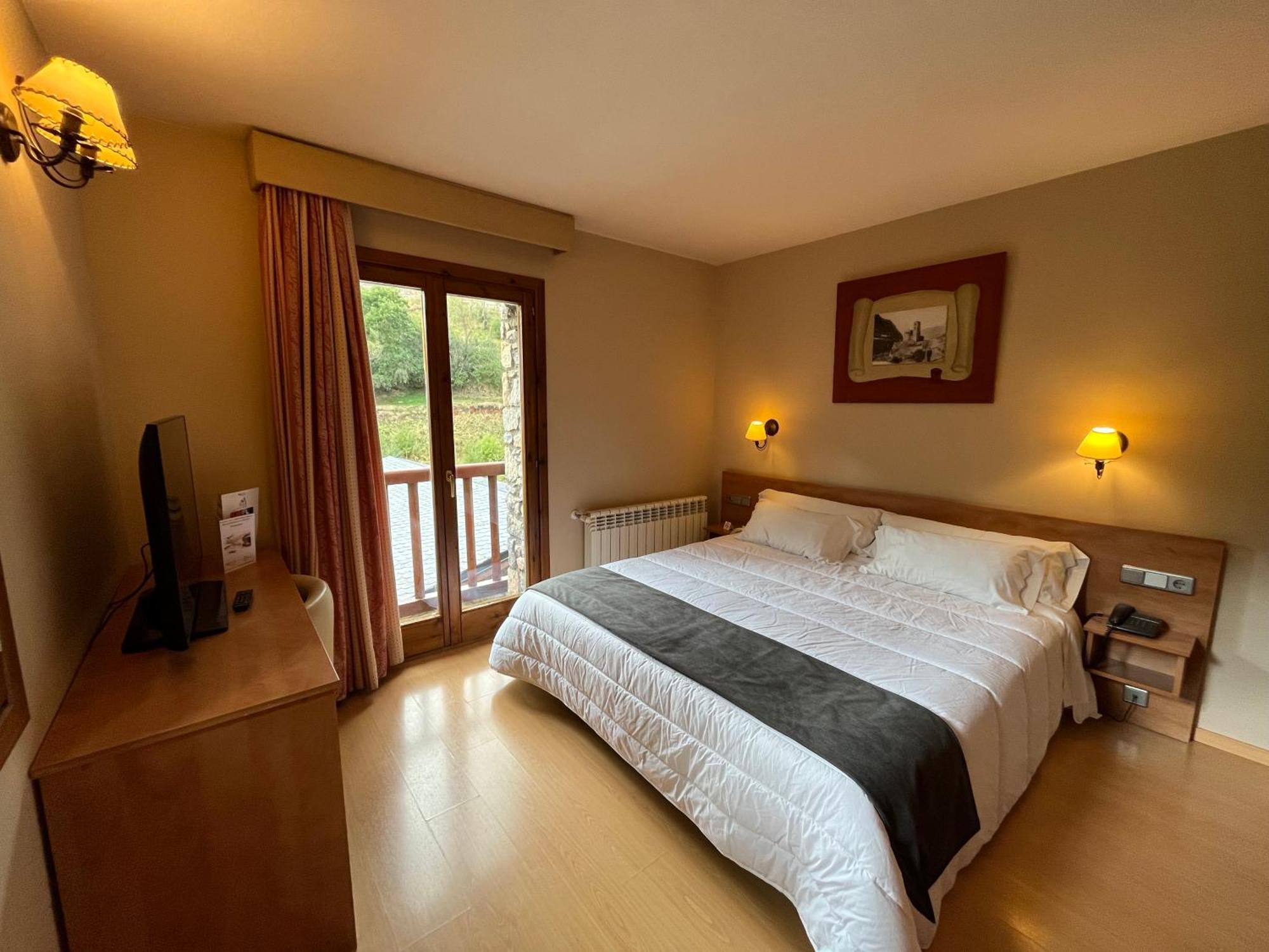Wuau! Hotel Segle XX Ransol Εξωτερικό φωτογραφία