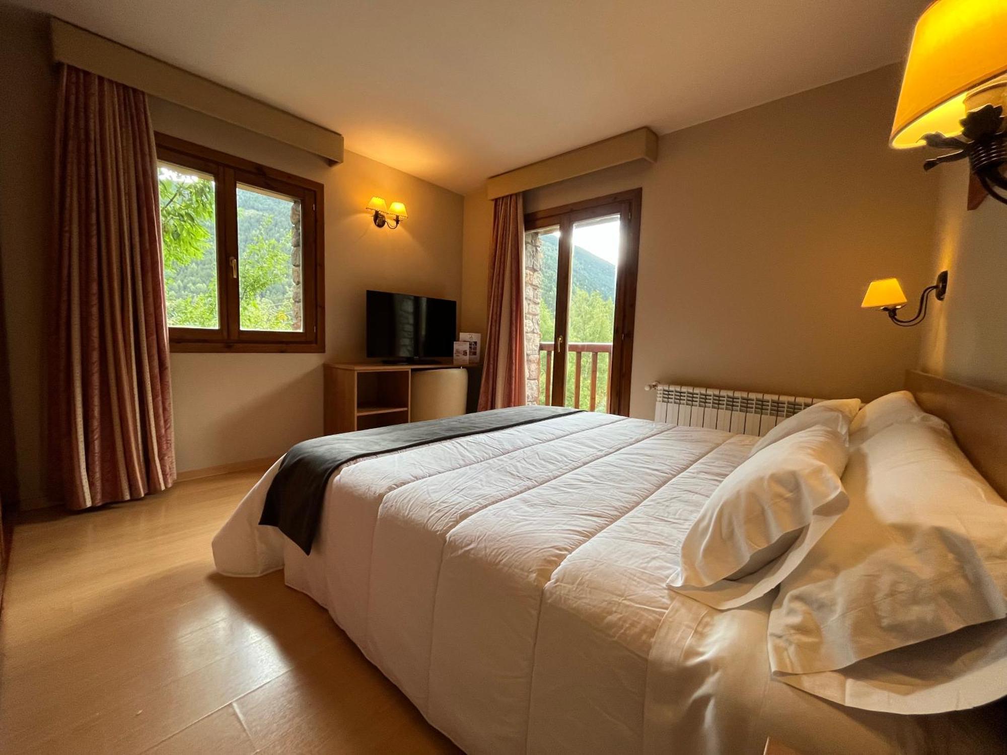 Wuau! Hotel Segle XX Ransol Εξωτερικό φωτογραφία