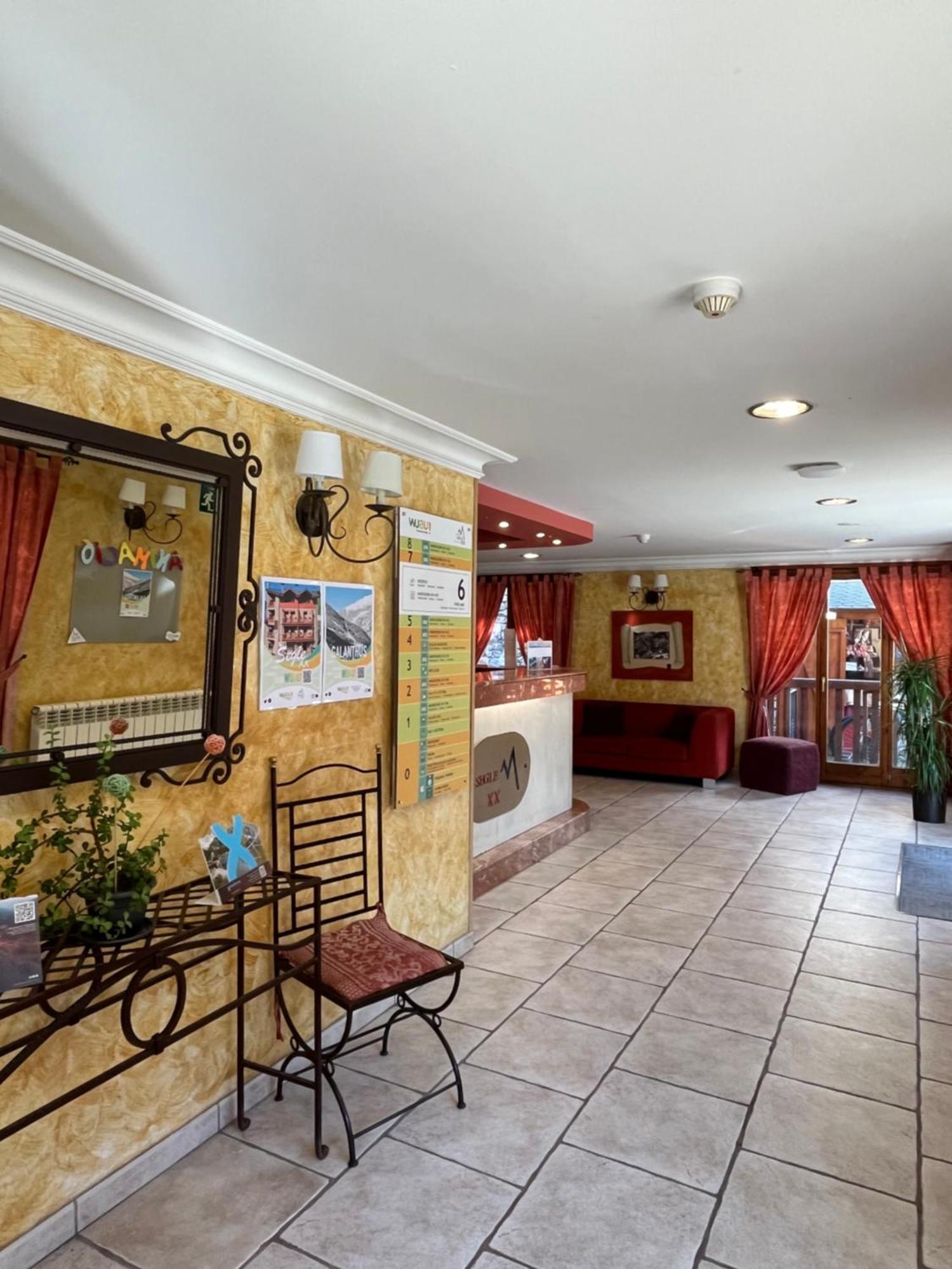 Wuau! Hotel Segle XX Ransol Εξωτερικό φωτογραφία